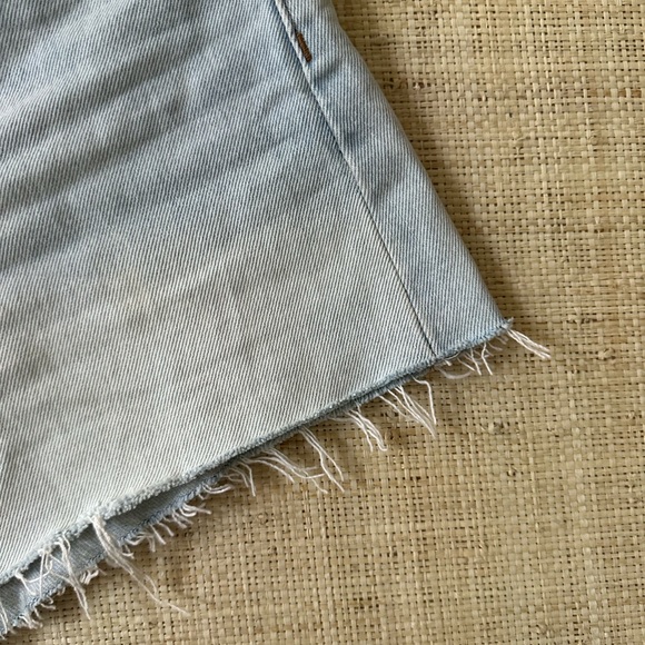 NWT Madewell Relaxed Denim Shorts (Size 28) - Picture 5 of 5